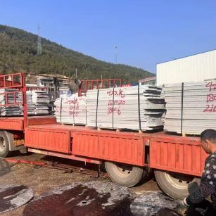 永州 芝麻灰花岗岩光面毛板出货日常