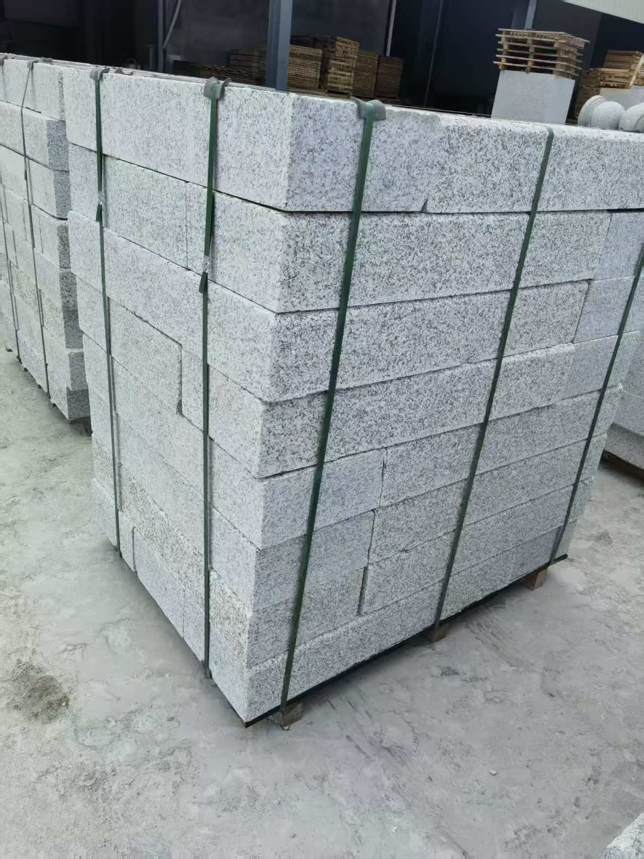 永州 芙蓉白火烧两面路沿石