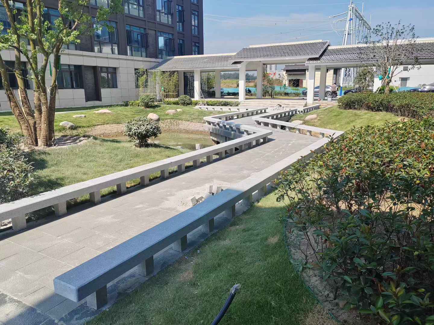 永州 芝麻灰小区坐凳&栏杆安装效果