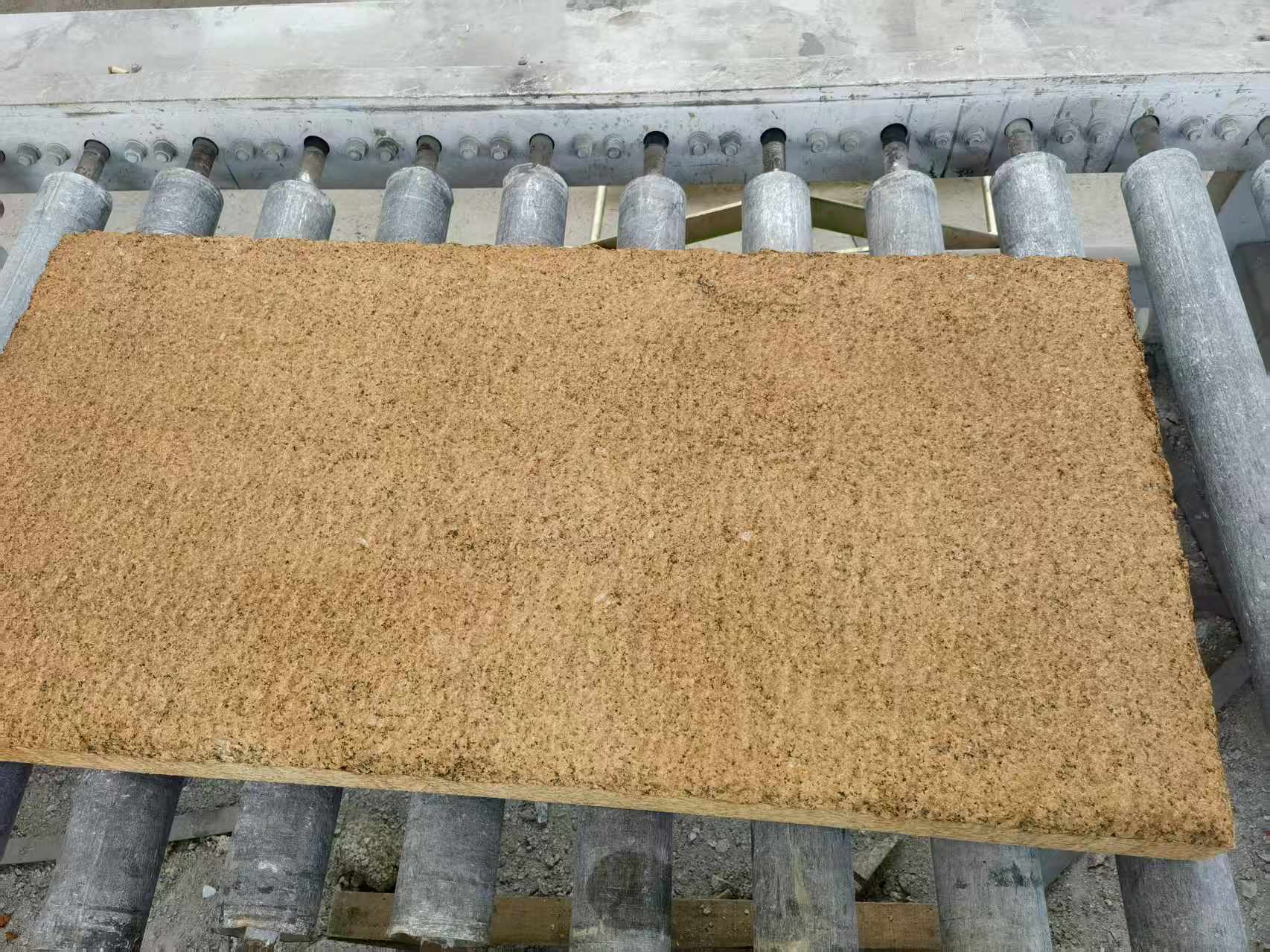 永州 菠萝面老石板，做旧仿古石，流水线生产加工