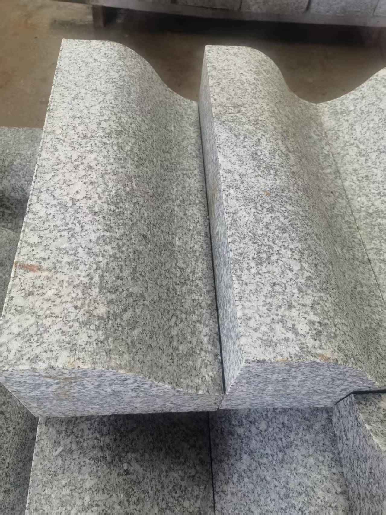 永州芙蓉白S型拉丝面路沿石