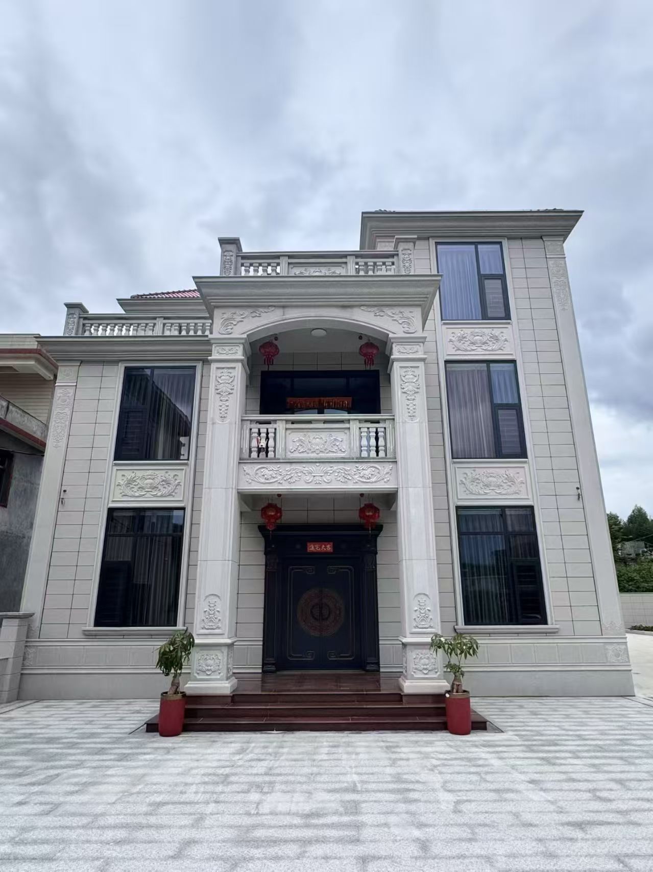 永州 芝麻白石材别墅干挂案例展示